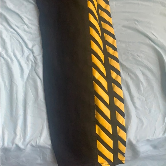 Nice caution sign jeans comfortable - Picture 4 of 5